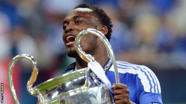 Essien with the UCL Trophy. Image Credit: PATRIK STOLLARZ/Getty Images Image