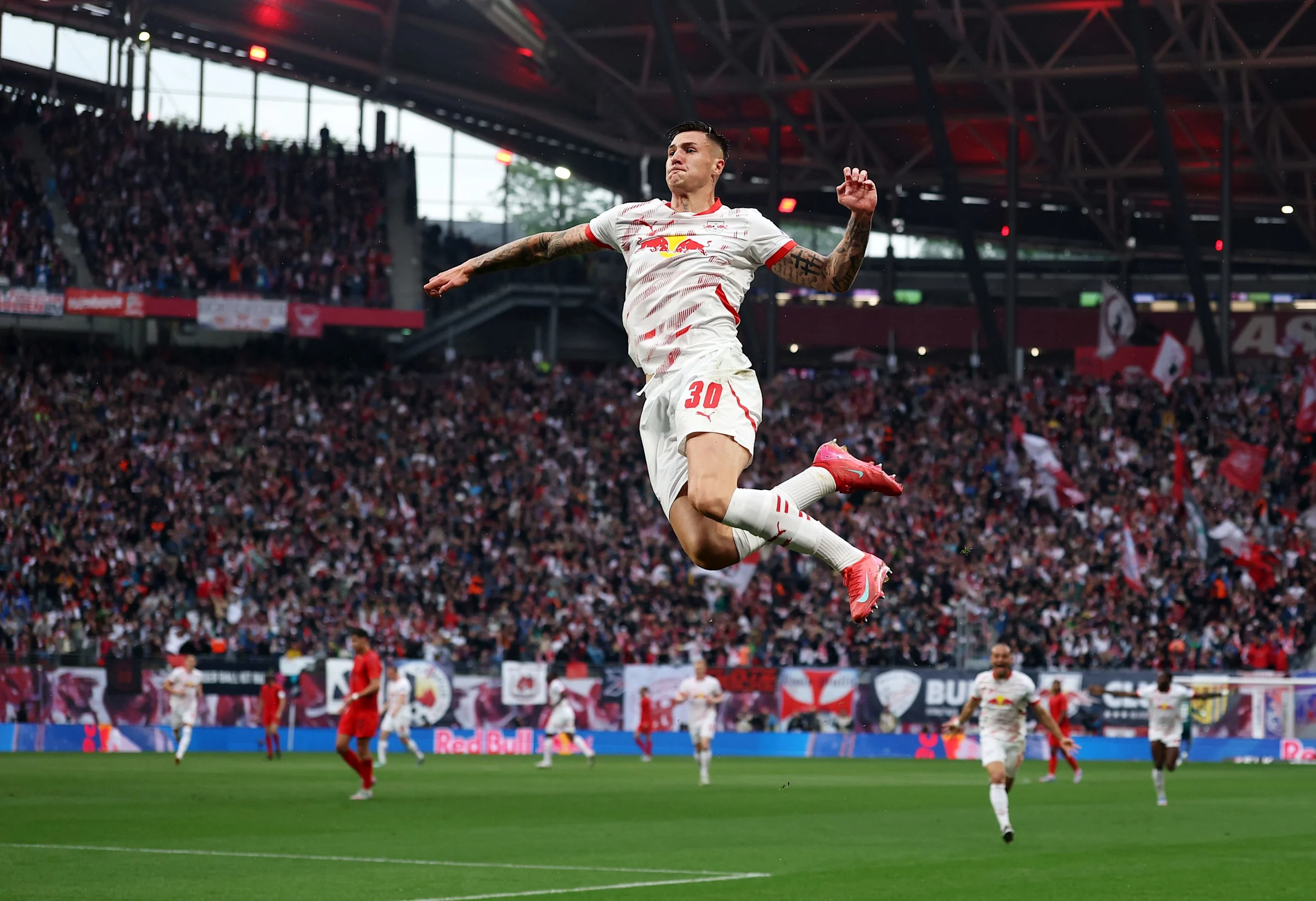 Photo Credit (RB Leipzig) Cunha in Action